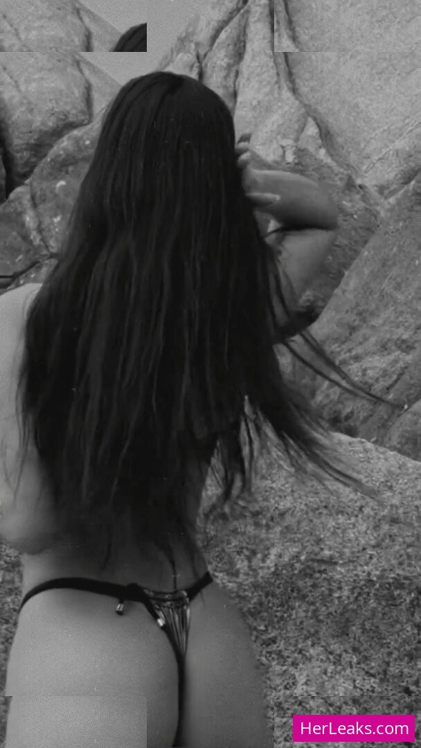 Melania Puntas - Image 73
