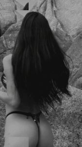 Melania Puntas - Image 72