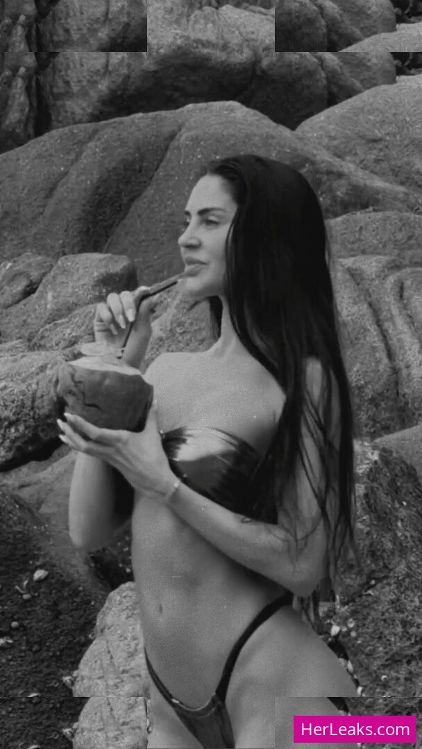 Melania Puntas - Image 70