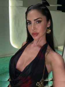 Melania Puntas - Image 21