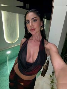 Melania Puntas - Image 19
