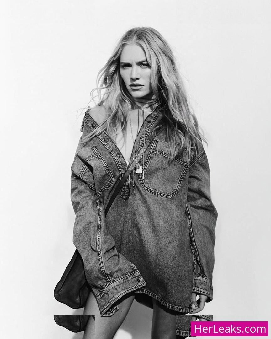 Michelle Randolph - Image 100