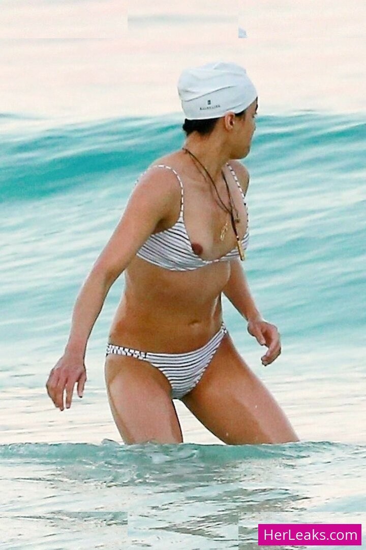 Michelle Rodriguez - Image 77