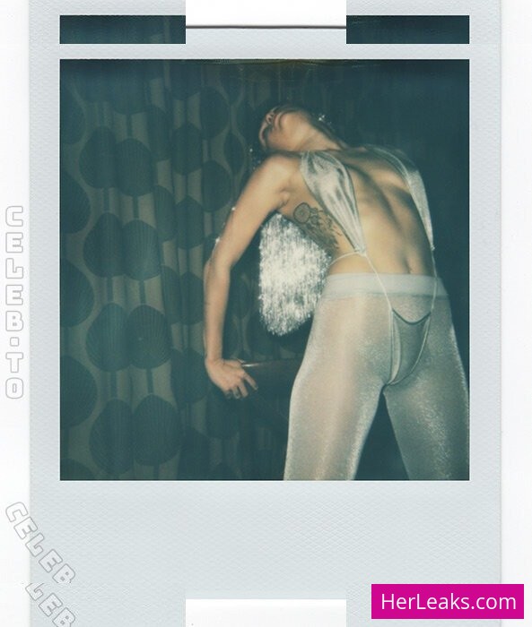 Miley Cyrus - Image 185
