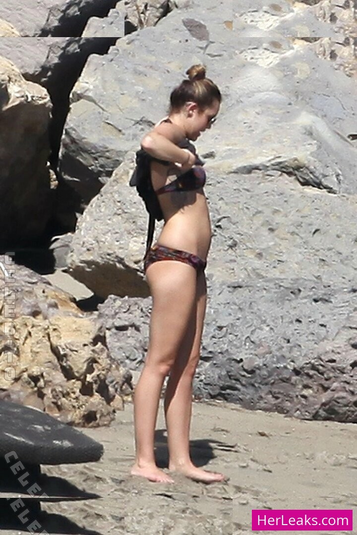 Miley Cyrus - Image 156