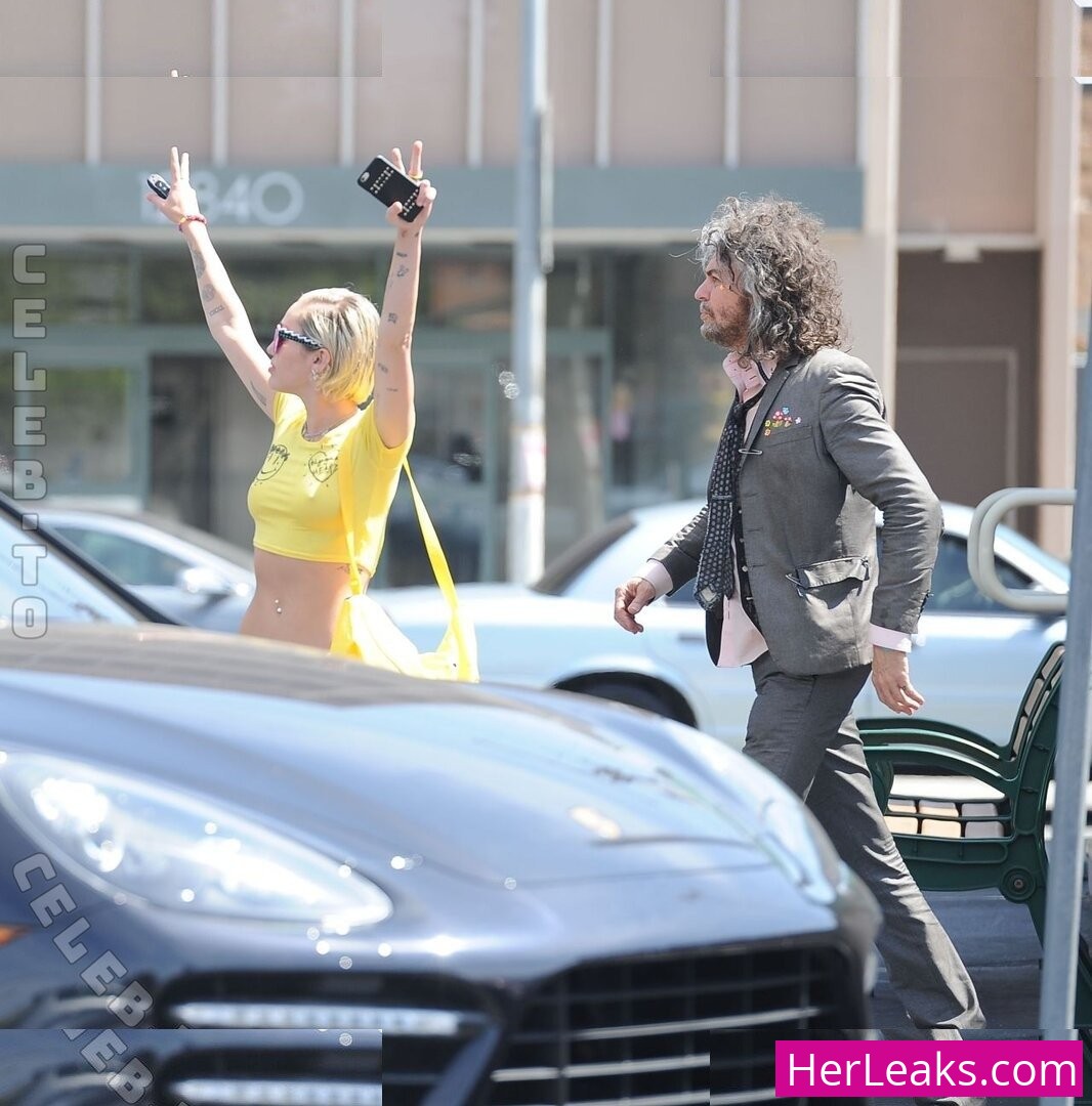 Miley Cyrus - Image 135