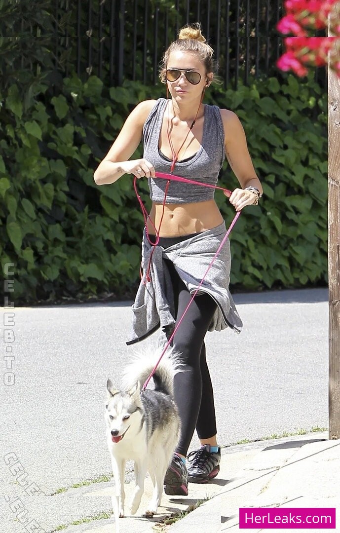 Miley Cyrus - Image 103