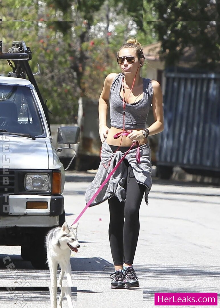 Miley Cyrus - Image 102