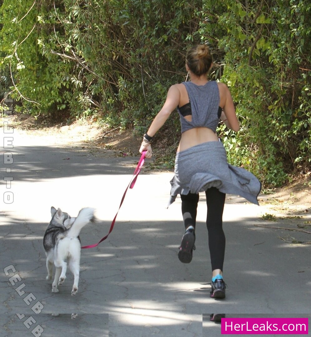 Miley Cyrus - Image 94