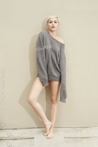 Miley Cyrus - Image 34