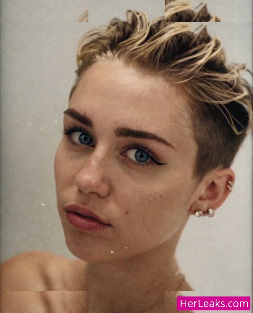 Miley Cyrus - Image 12