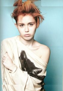 Miley Cyrus - Image 5