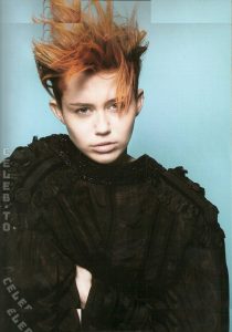 Miley Cyrus - Image 4