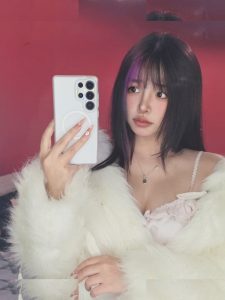 MiMi Chan - Image 117
