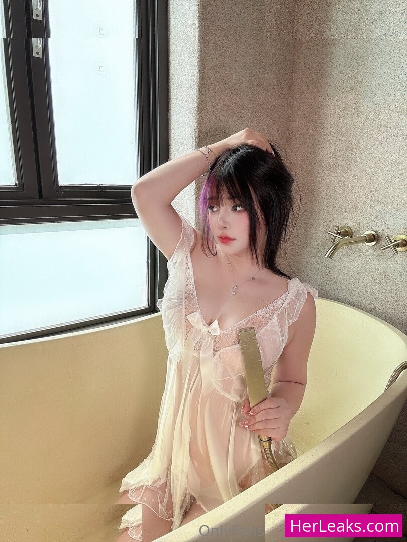 MiMi Chan - Image 69