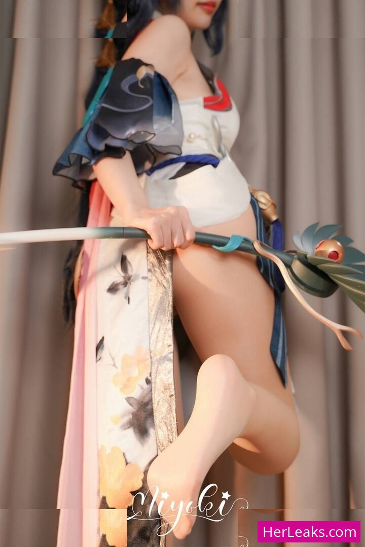 Misaki Suzuki - Image 99
