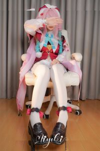 Misaki Suzuki - Image 33