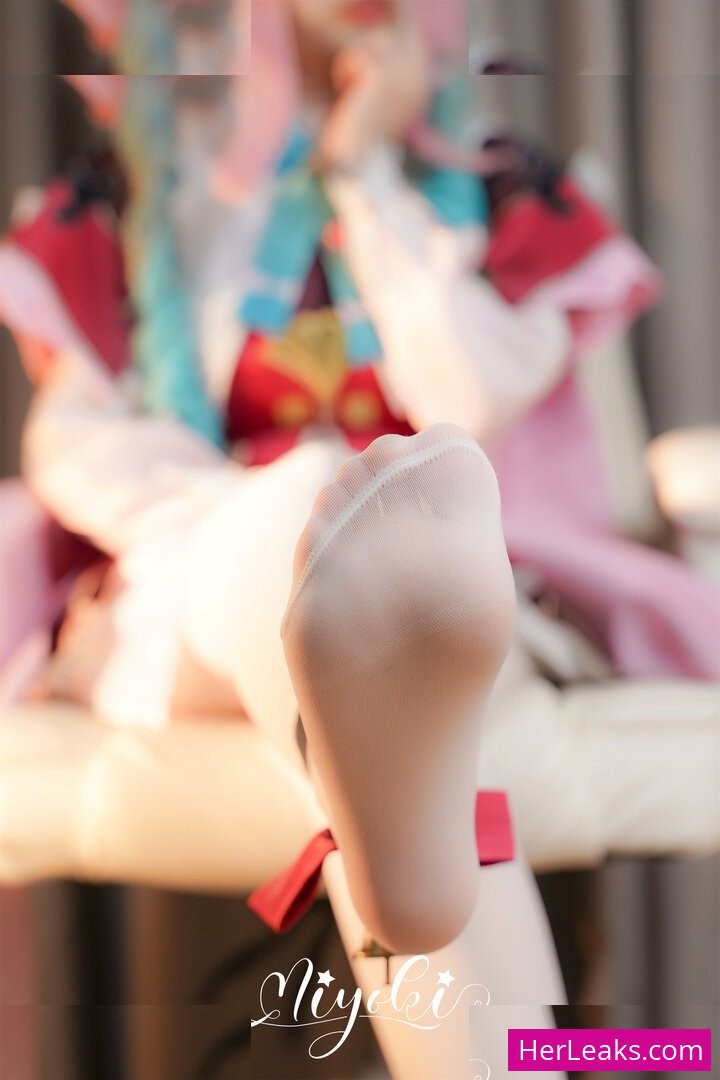 Misaki Suzuki - Image 28