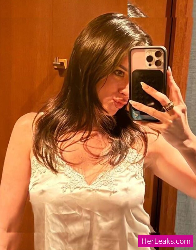 Natalie Mariduena - Image 74