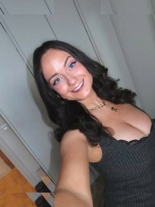Niamh Cryan - Image 2