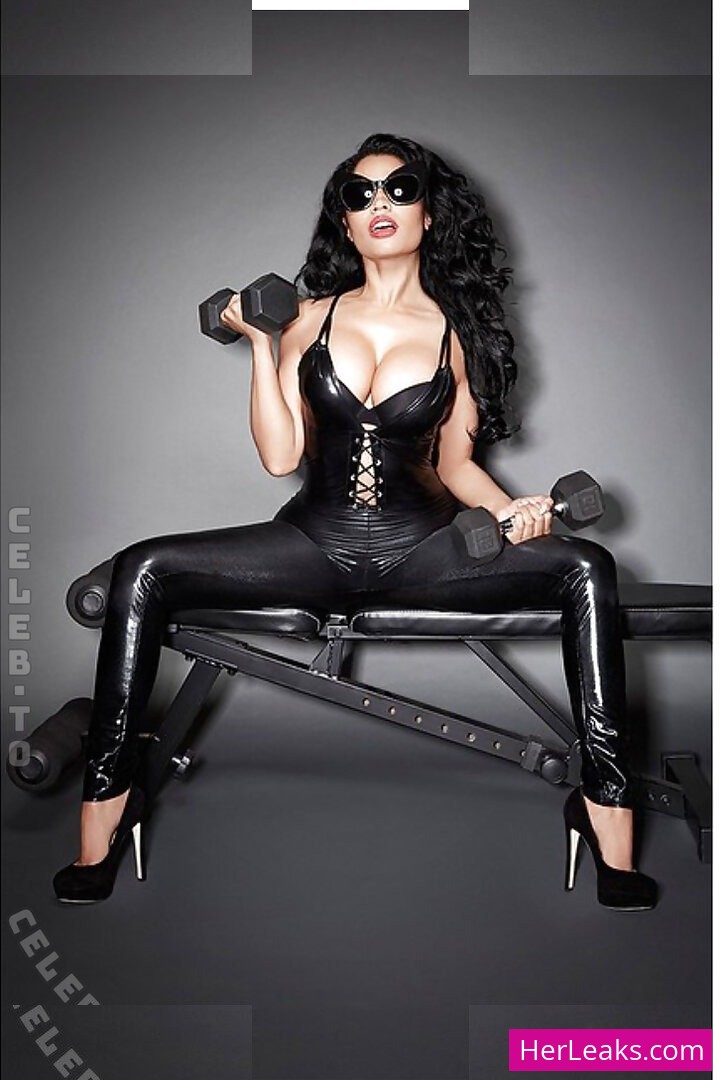 Nicki Minaj - Image 43