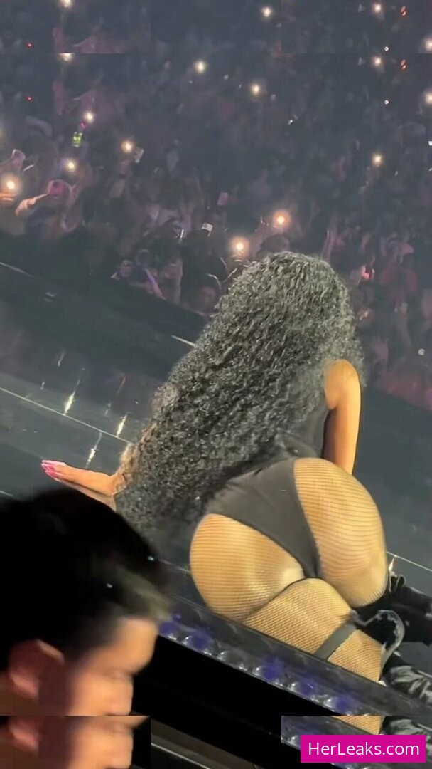 Nicki Minaj - Image 14