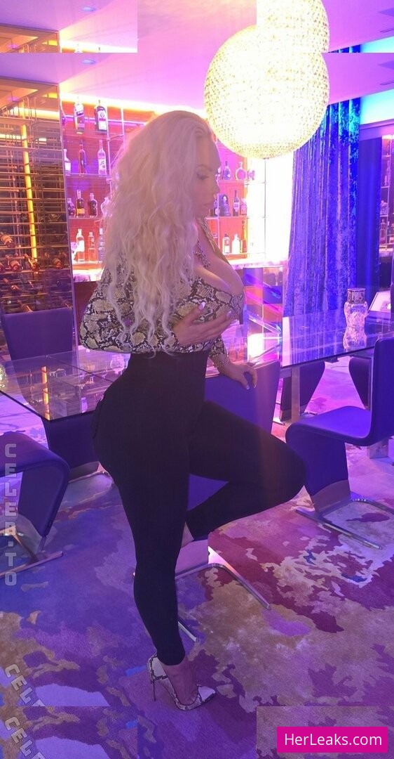 Nicole Coco Austin - Image 158