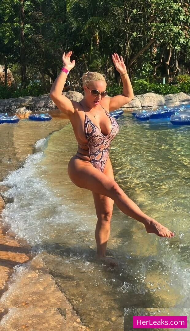 Nicole Coco Austin - Image 93