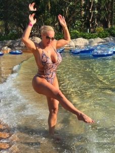 Nicole Coco Austin - Image 55