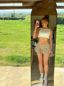 pheobeisginger - Image 144