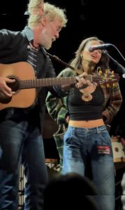 Rachel Zegler - Image 9
