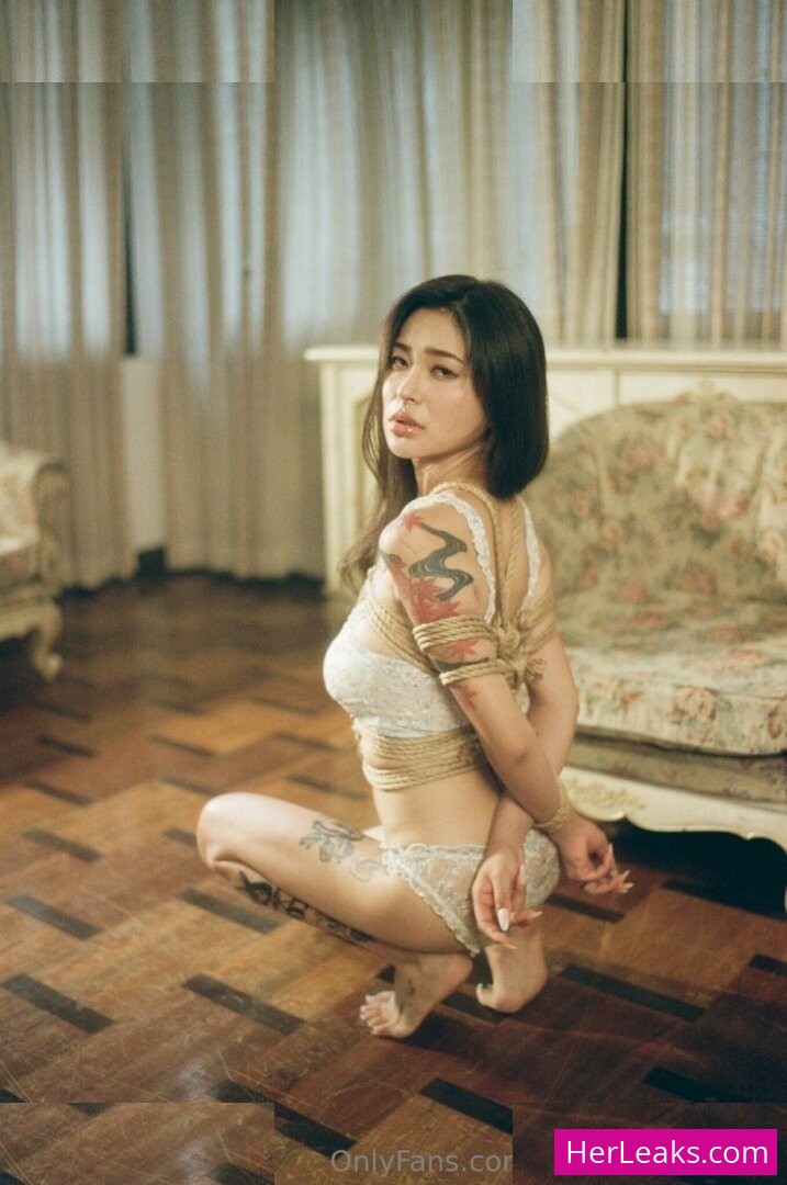 RaeLilBlack - Image 180