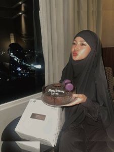 RaeLilBlack - Image 17