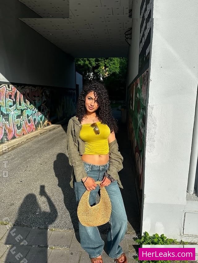 Sadaf Djalaly - Image 7