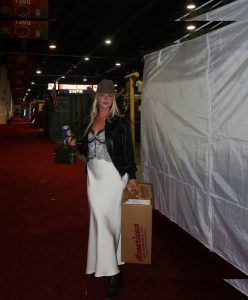 Samantha Riehl - Image 177