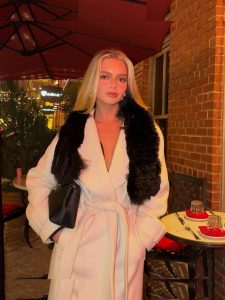 Samantha Riehl - Image 174