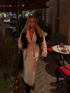 Samantha Riehl - Image 173