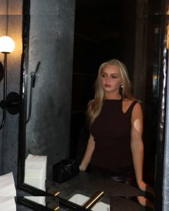 Samantha Riehl - Image 169