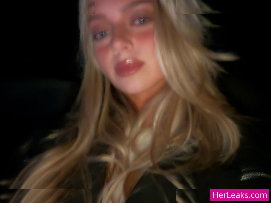 Samantha Riehl - Image 160