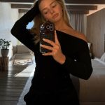 Samantha Riehl - Image 115