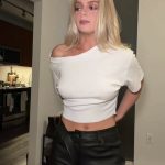 Samantha Riehl - Image 100