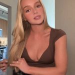 Samantha Riehl - Image 90