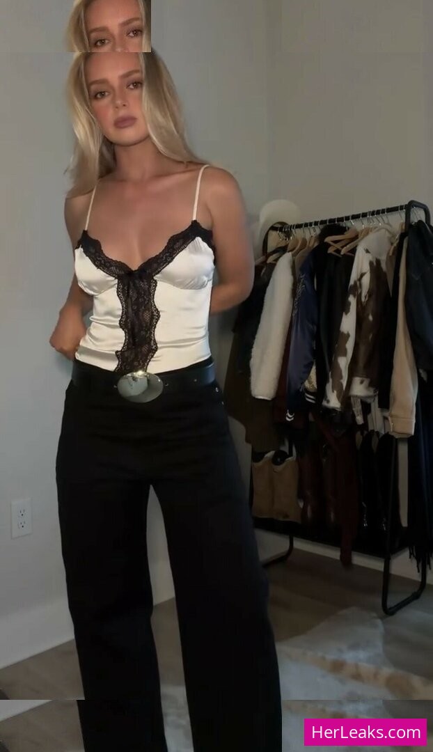 Samantha Riehl - Image 64