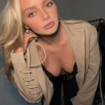 Samantha Riehl - Image 60
