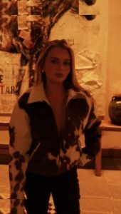 Samantha Riehl - Image 40