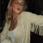 Samantha Riehl - Image 35