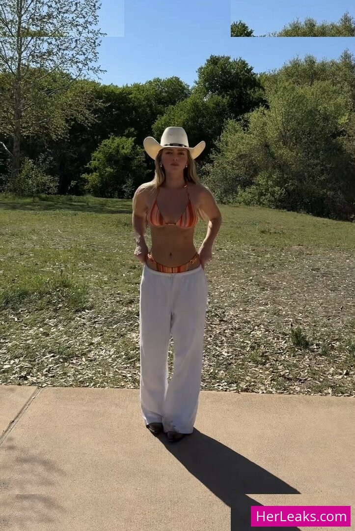 Samantha Riehl - Image 23