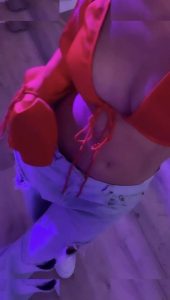 Samantha Riehl - Image 4