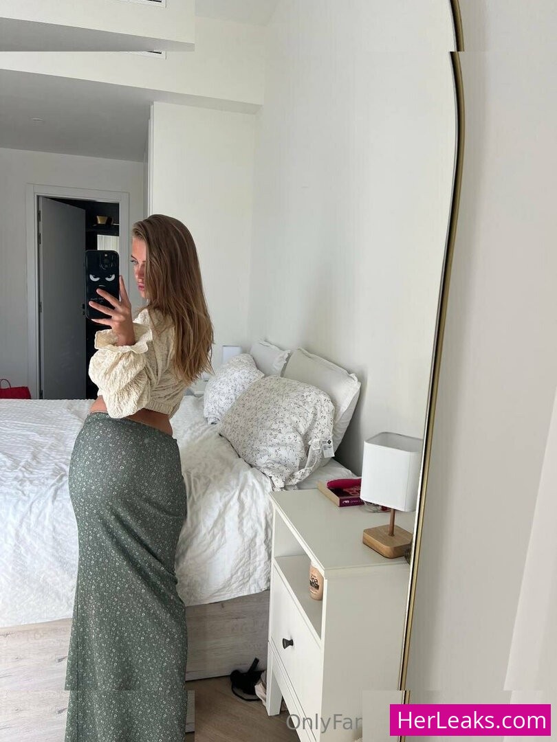 Sara Martin - Image 38