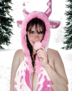 Sarahbustani - Image 71